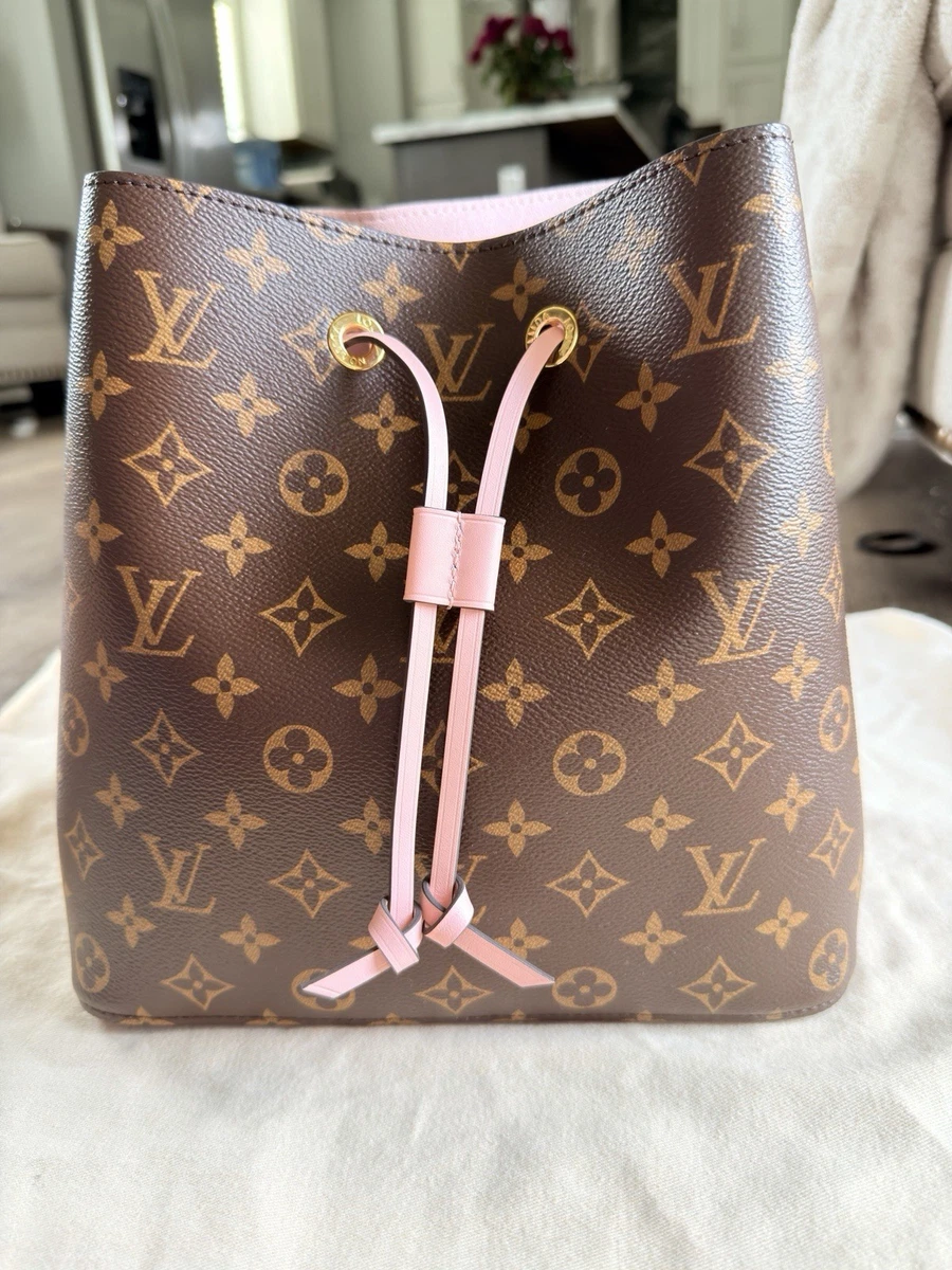 Louis Vuitton Canvas Exterior Bags & Bucket & Drawstring Bag