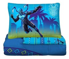 Blue Beetle "Mighty Scarab" 2pc Reversible Twin/Full Comforter Set-W10516340508