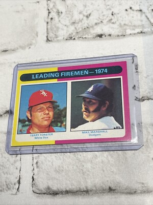 1975 Topps Terry Forster Mike Marshall #313 Leading Firemen NM/MT OR BETTER MLB