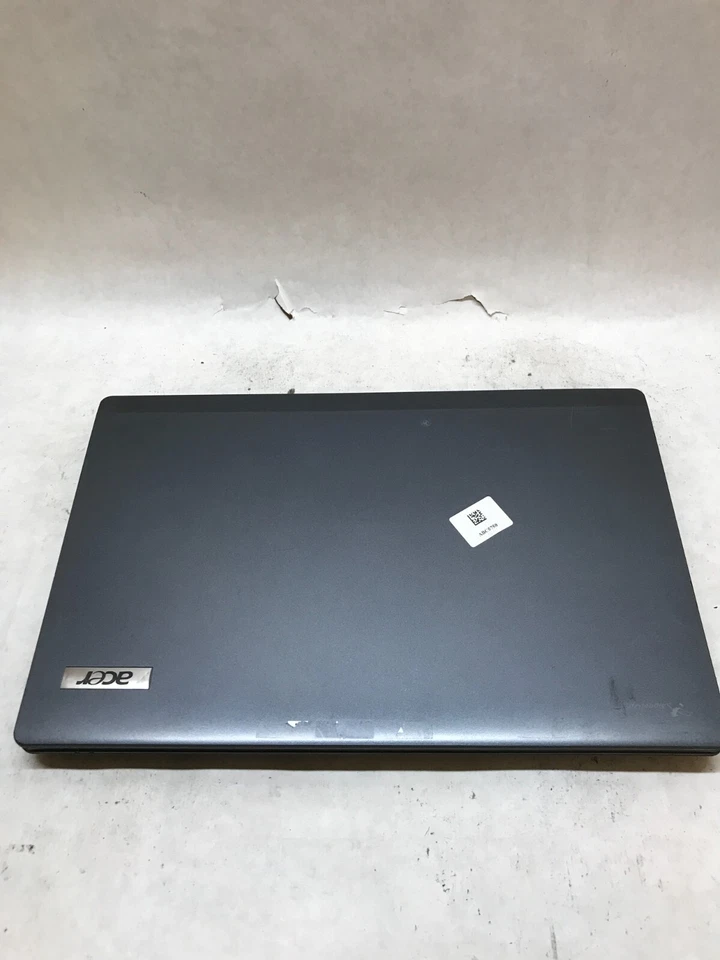 Acer TravelMate 5470 15" Laptop Intel i5-430M 2.27GHz 2GB RAM NO HDD/OS AS IS DW - Image 3 of 4