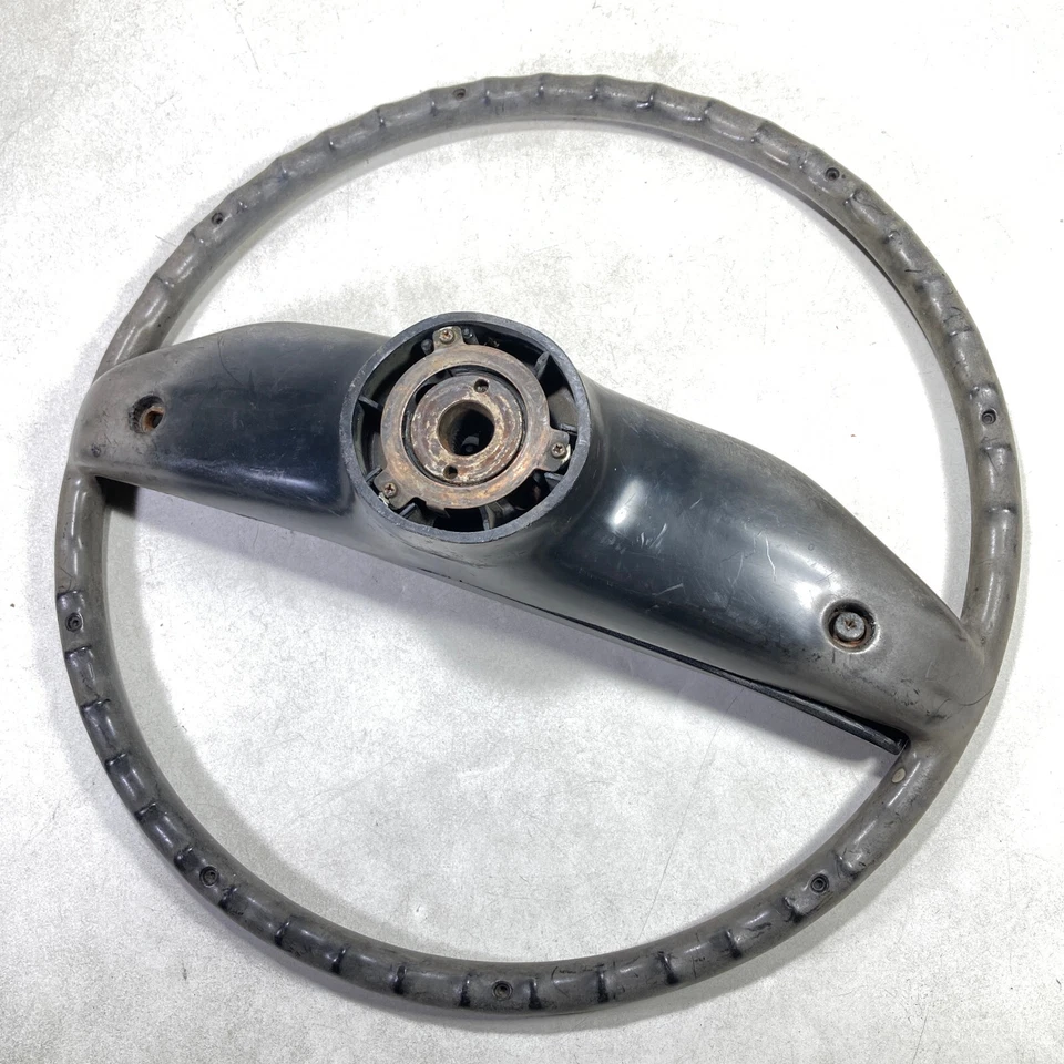 Volante apto para Toyota Corolla K30 1979 genuino usado Foto 4 de 4