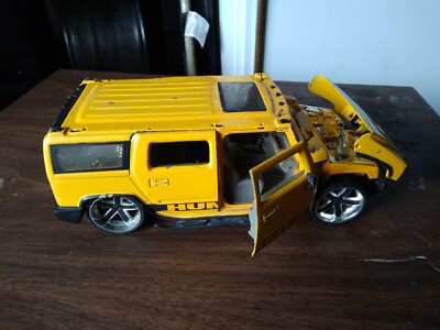 Jada 2003 HUMMER H2 Yellow 1:24 Diecast Dub City Humvee | eBay