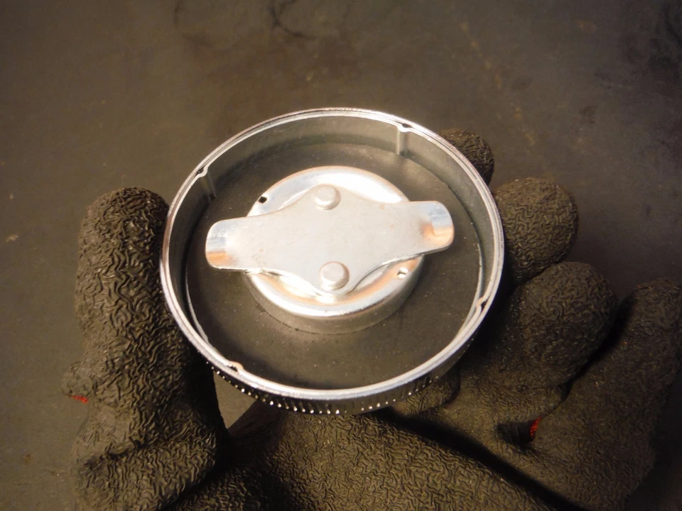 Harley Davidson Eaton Style NORS Shovelhead Sportster XL tapa tapa gasolina 61103-36 Foto 3 de 4