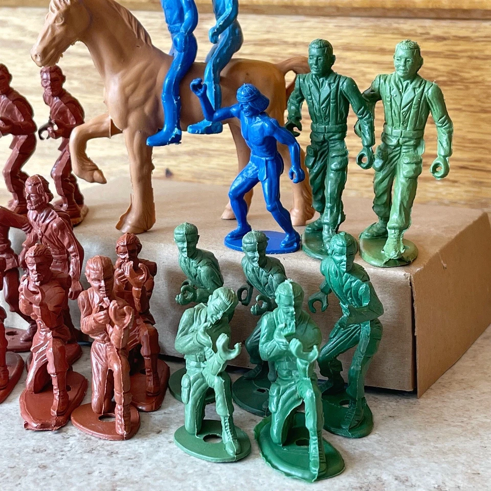 De colección MPC Ejército Hombres Procesado Plástico Mano de Anillo 54mm Soldados Pioneros LOTE RARO Foto 4 de 4