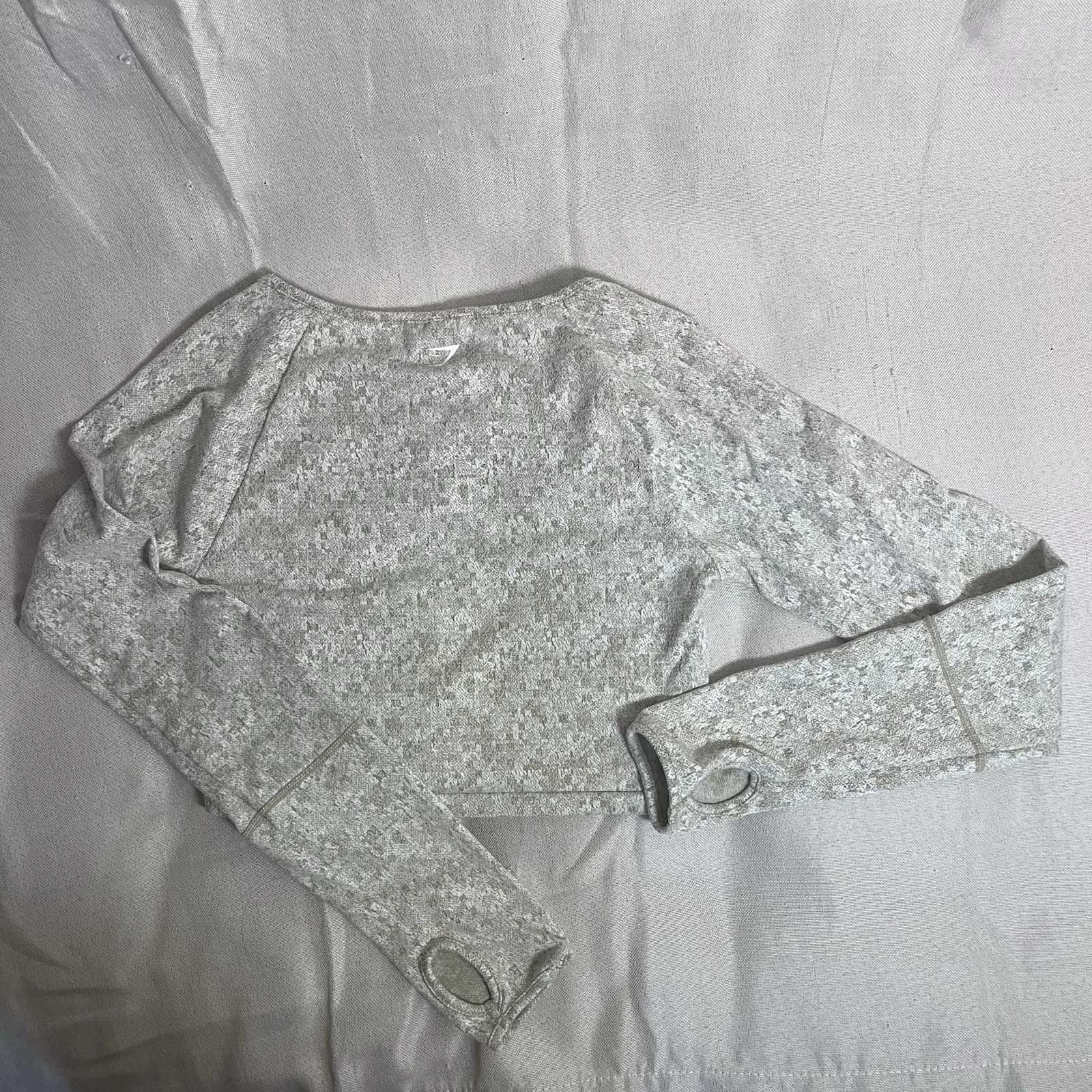 gymshark dry long sleeve crop keyhole shirt