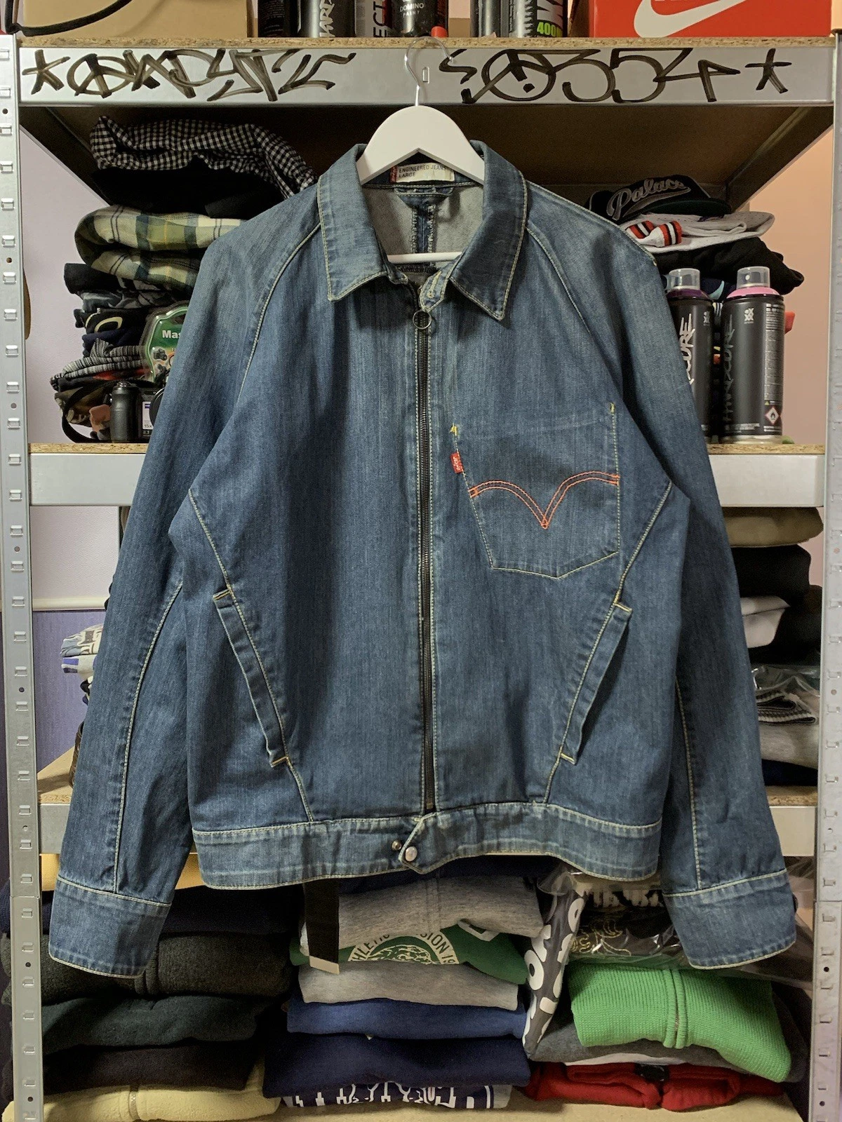 Levis Engineered Jeans '03 Large Blue Denim Jacket 70200 0651 Chore Barn Style
Opens in a new window