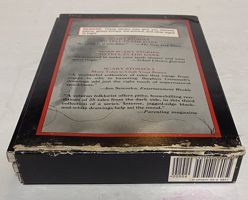 Scary Stories Boxed Set by Alvin Schwartz Halloween 3 Book set - Foto 5 di 10