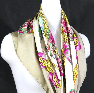 Hermes large scarf Carre90 D467 m1_1216