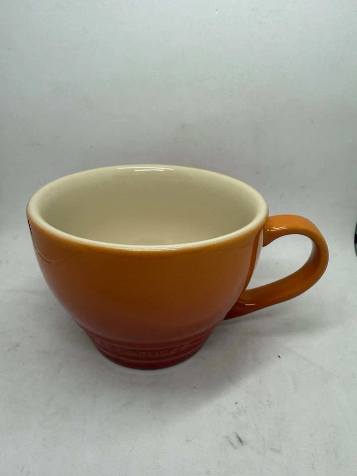 Taza Le Creuset Gigante Cappuccino Llama Naranja Ombre Taza Segunda Choix 400 ml Nueva Foto 2 de 4