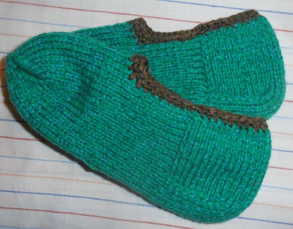 Handarbeit Selbstgestrickte Hausschuhe Gr. 36/37 - Bild 2 von 2