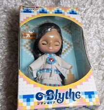 Poupée Petite Blythe Sweet Spell écarlate – Hasbro 2007