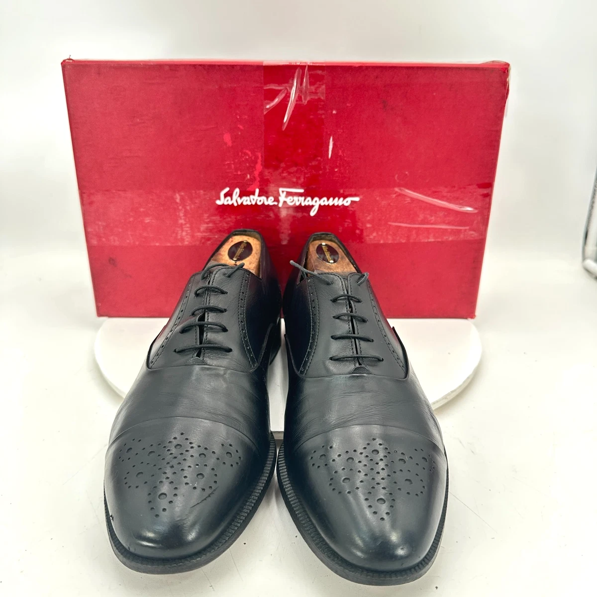 Salvatore Ferragamo Wing Tip-Men