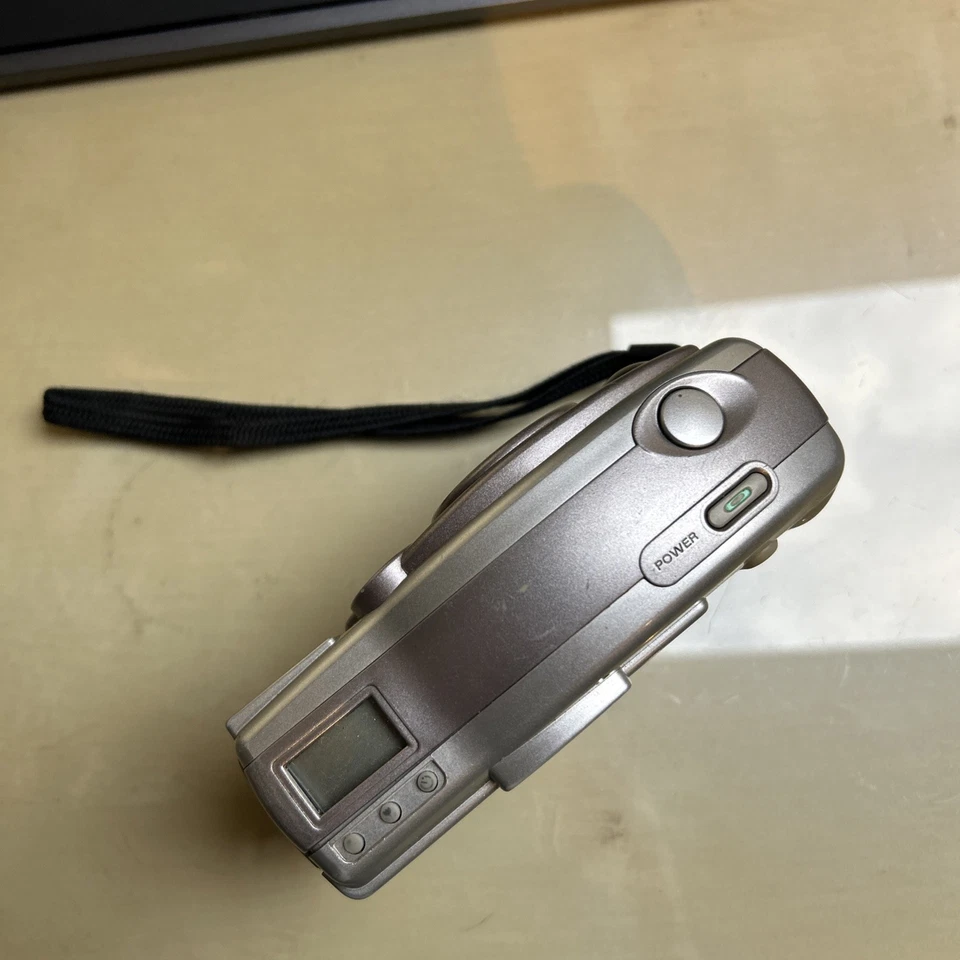 Kodak DC210 Digital Compact Camera 2x Zoom.UNTESTED Sold As Seen  - Image 4 of 4