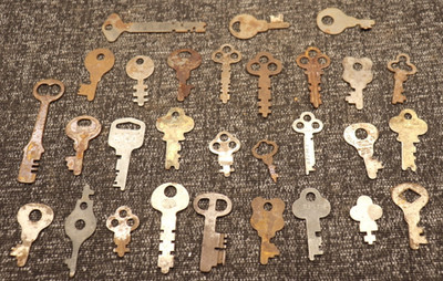 Vintage Antique Lot Flat Keys National Corbin Miller & Many Unknown ??