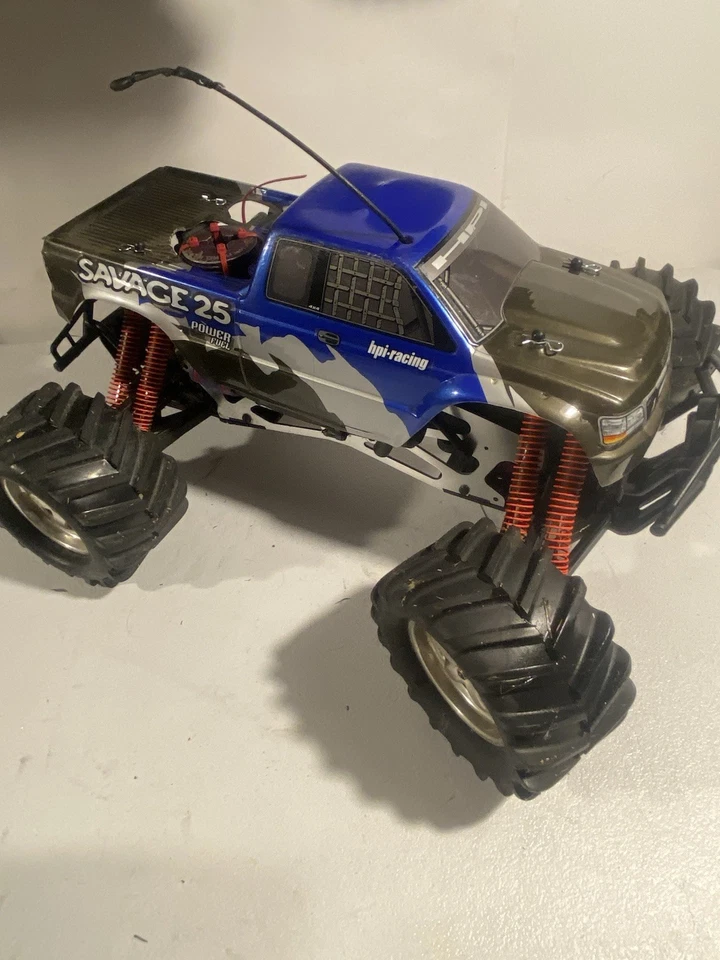 HPI SAVAGE .25 Ready To Run 4x4 Nitro Monster Truck Vintage - Image 2 of 4