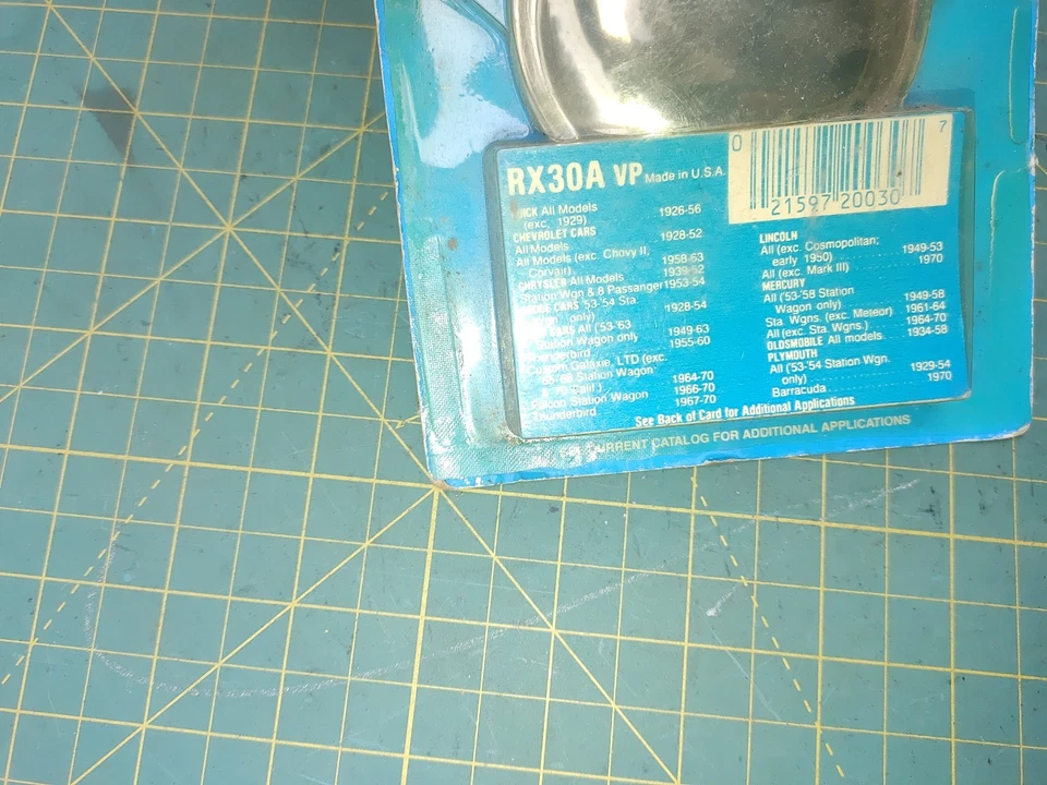 TAPA TANQUE GASOLINA RX 30A AUTO VINTAGE COMO NUEVO BUICK CHEVROLET LINCOLN MERCURY PLYMOUTH Foto 3 de 4