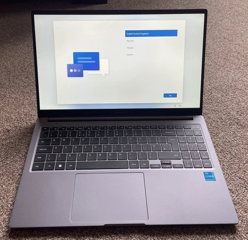 Samsung Galaxy Book4 15.6" Laptop 256GB SSD- NP750XGJ-KG1UK unused READ DESC.