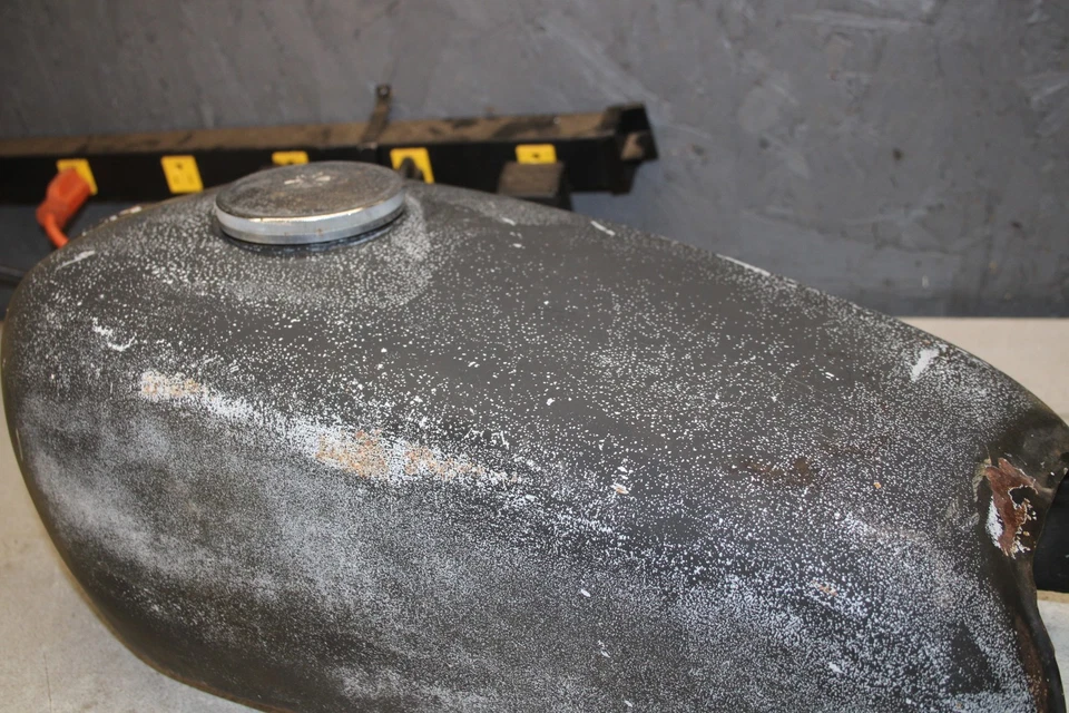 1972 Yamaha DS7 250 GAS TANK FUEL PETROL RESERVOIR 2243.ABG - Image 4 of 4