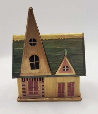 Vintage Wheat Straw Balsa Wood House Trinket Box
