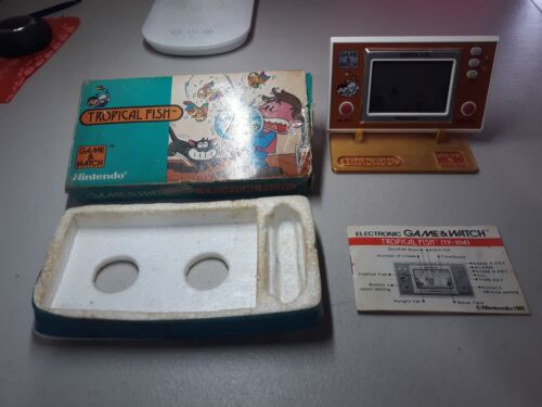 ¡Juego y reloj originales de Nintendo! Raro pez tropical TF-104 1985 completo - Imagen 1 de 12