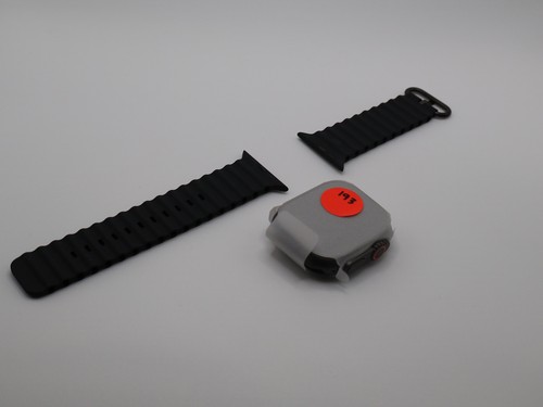 Apple Watch Ultra 2 NEUVE **GPS UNIQUEMENT** - 49mm, titane noir avec bracelet océan noir - Photo 4 sur 5