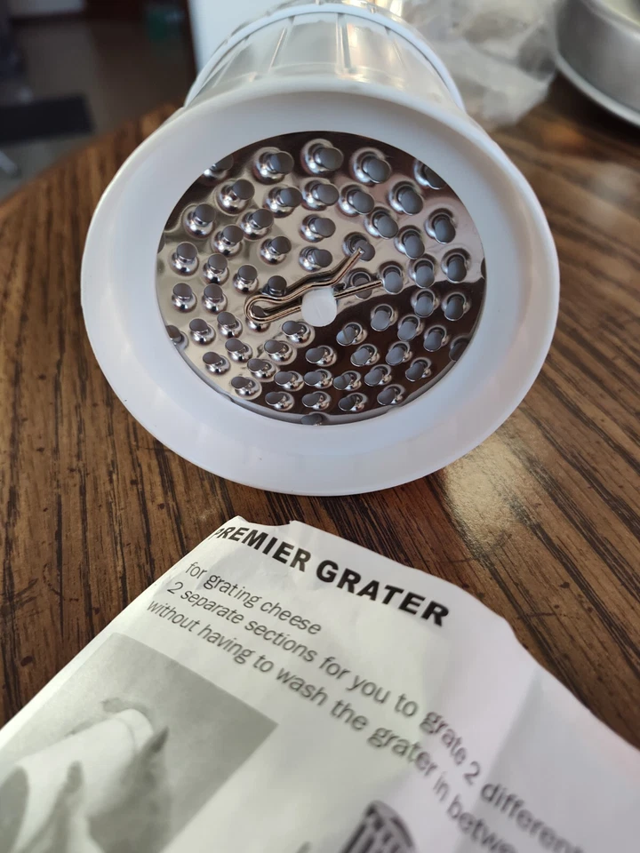 Premier Käsereibe - Neu im Paket