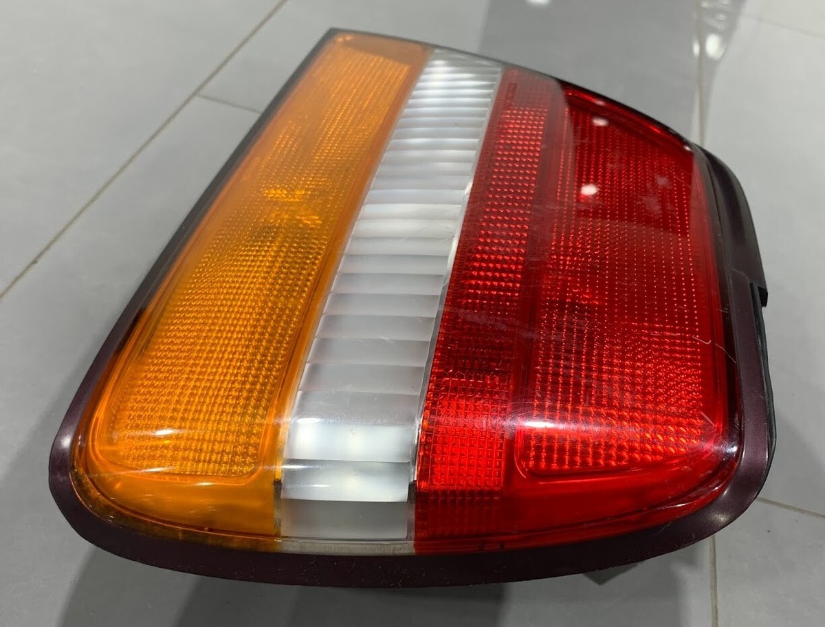 JDM RHD OEM Nissan Y33 Cedric / Gloria Used Right ICHIKOH 7368