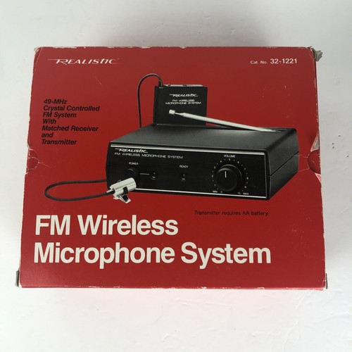 RADIO SHACK REALISTIC FM WIRELESS MICROPHONE SYSTEM 32-1221 NEW OPEN BOX - Picture 1 of 10