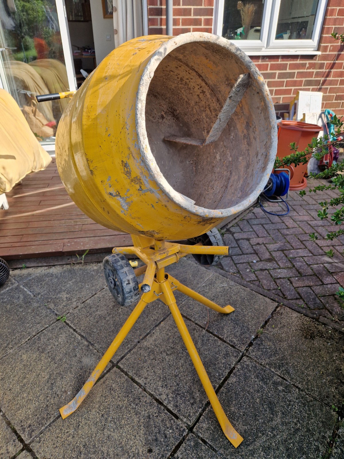 Belle Minimix 130 130L Compact TipUp Cement Mixer Yellow