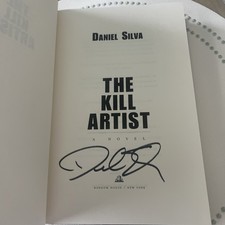 The Kill Artist SIGNED by Daniel Silva 1st ED. HC/DJ