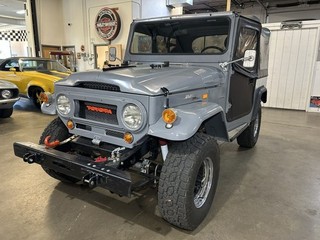 1969 TOYOTA FJ40 Land Cruiser