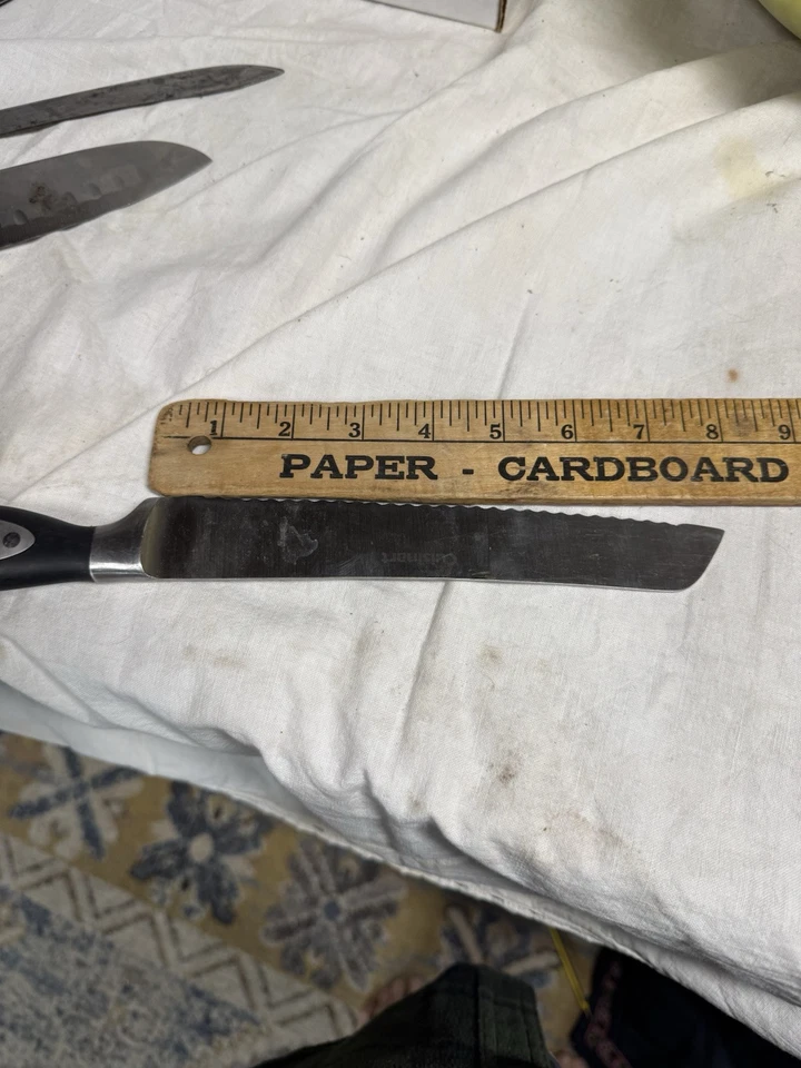 Cuisinart 8 英寸锯齿面包刀带黑色手柄锋利清洁 — 第 4/4 张图片