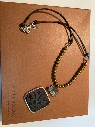 Necklace, Bronze Pearl, Shell, Etched Black Pen Shell, Leather & S/S. N1803 - Picture 4 of 5