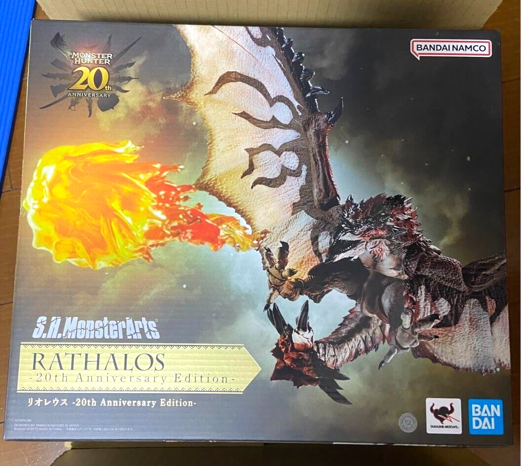 S.H.Monsterarts Monster Hunter RATHALOS 20th Anniversary Edition