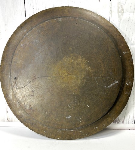 BEAUTIFUL HUGE VINTAGE 30” ORNATE ETCHED BRASS ASIAN WALL PLATE DECOR / TABLE - Picture 11 of 16