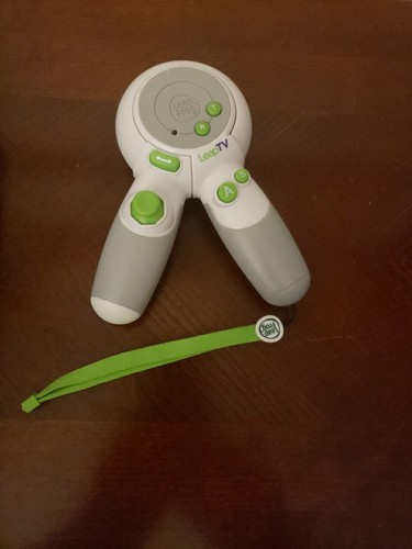 Leap Frog - Leap TV - Transforming Controller w/ Wrist Strap & Batteries - Picture 3 of 5