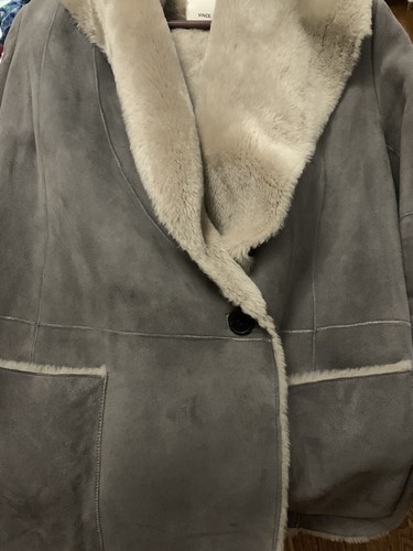 Vince Grey Taupe Shearling Jacket XS - Picture 8 of 9