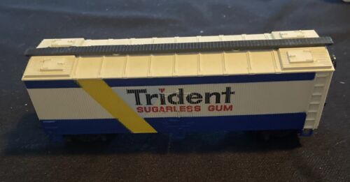 TRIDENT GUM Model Power 9018 HO Scale Train Reefer Freight Train Vintage - Picture 2 of 4