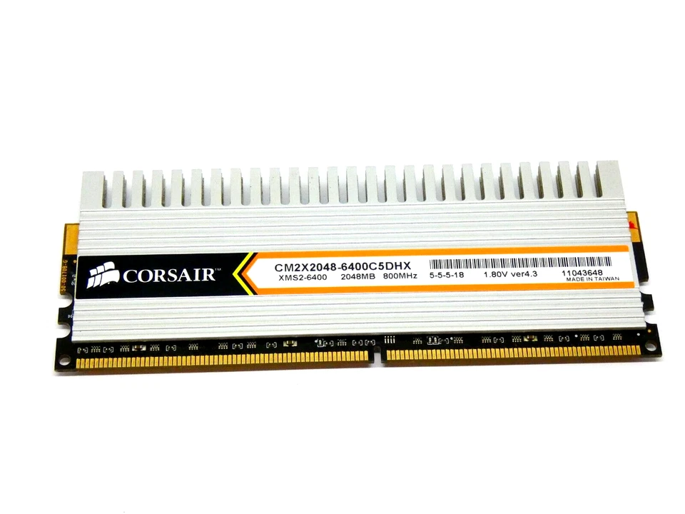 CORSAIR XMS2 2GB CM2X2048-6400C5DHX PC2-6400U 800MHz DDR2 - PC Memory - Image 2 of 3