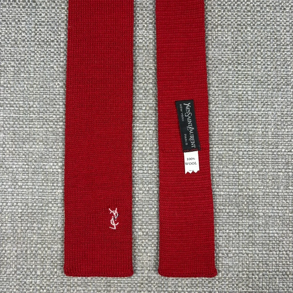 Мужской галстук YSL Yves Saint Laurent квадратный однотонный красный шерстяной галстук 55 дюймов 2 1/2 дюйма Париж - Изображение 3 из 4
