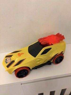 Hot Wheels Master Blaster gelb Sting Rod II Auto LKW Lichter und Musik 10''