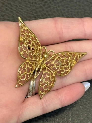 Vintage Jewelry Signed TRIFARI Gold Tone Filigree Butterfly MCM Pin Brooch