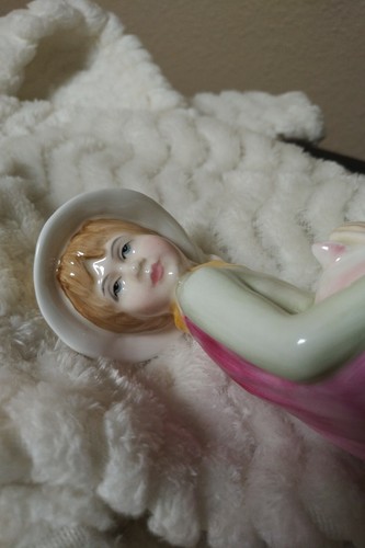 Royal Doulton 1983 7" HN 3032 The Nursery Rhymes Collection muy buen estado - Imagen 3 de 11
