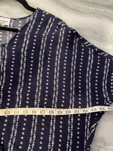 For The Republic Size S Navy Blue Boho Short Sleeve Cropped Front Knot Top - Picture 9 of 10