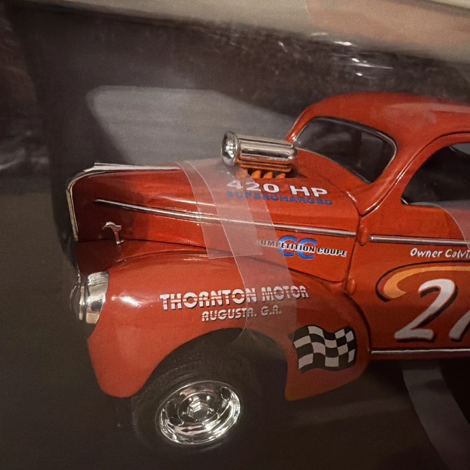 Road Signature by Yat Ming 1941 Willy's Coupe Red 1/18 Scale #27 New In The Box - Image 4 of 4