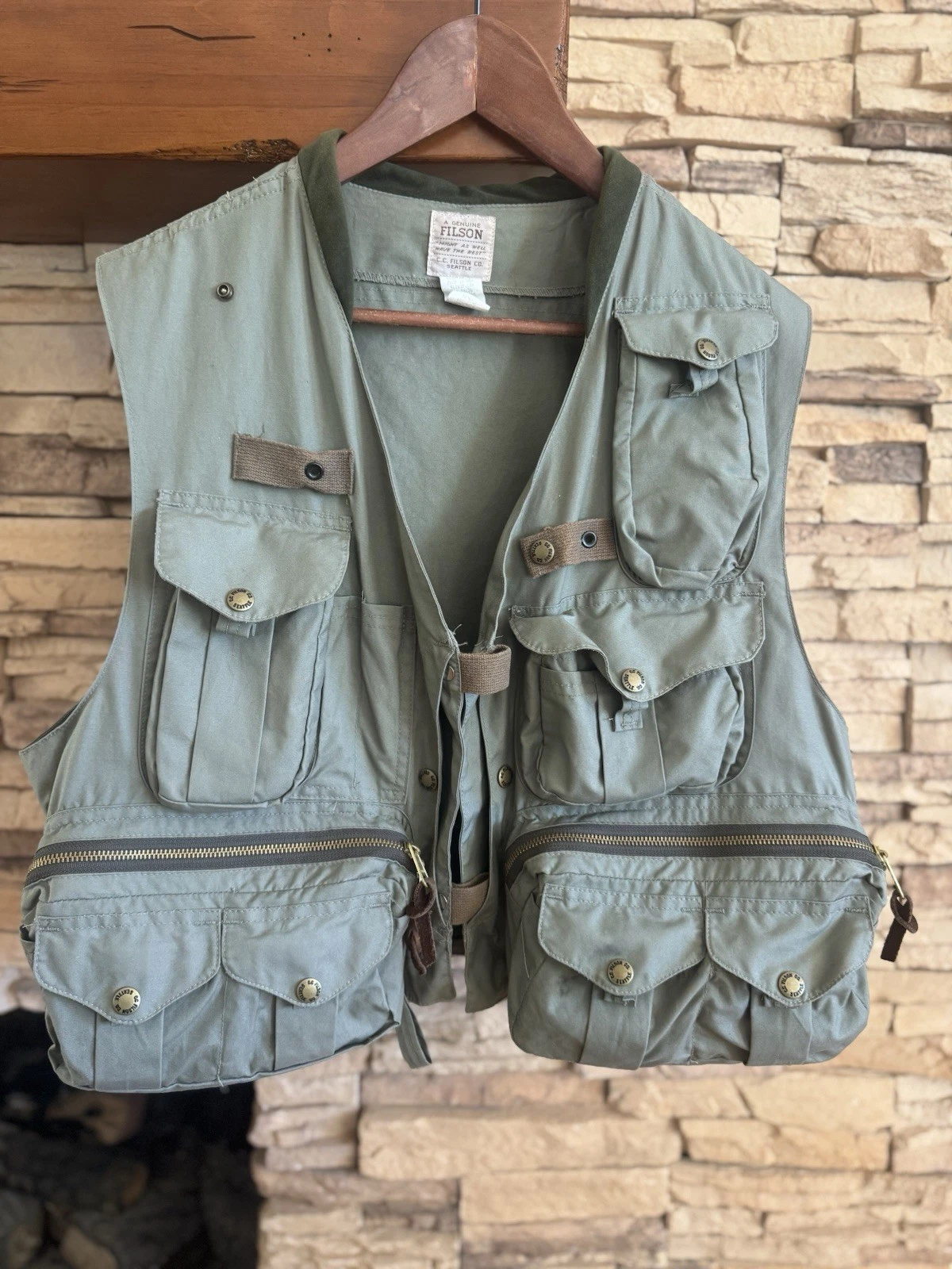 Vintage C.C Filson Guides Fly Fishing Vest Men's Large Style 136 Made In USA