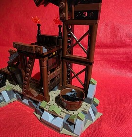 LEGO Lord of the Rings 9476 The Orc Forge  -Complete (No Manual/No Box) 2012