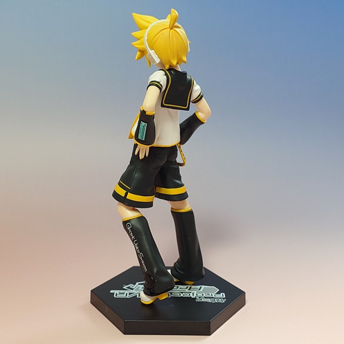 Kagamine Rin & Len Premium PM Figure Project DIVA Arcade SEGA Set of 2 No Box - Picture 8 of 19