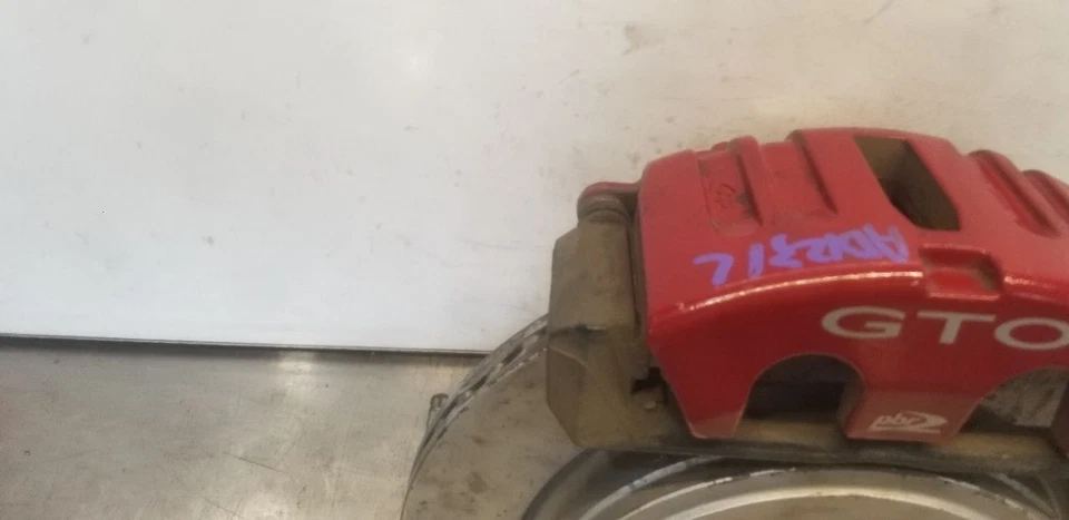 06 PONTIAC GTO BRAKE CALIPER FRONT LEFT DRIVER - Image 2 of 4