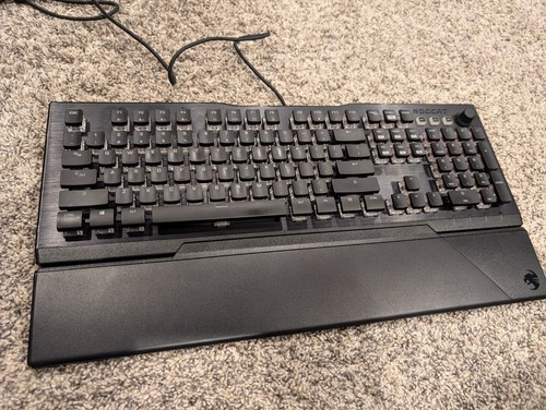 ROCCAT Vulcan 121 AIMO Linear Switch Full-size PC Gaming Mechanical Keyboard - Photo 7/7